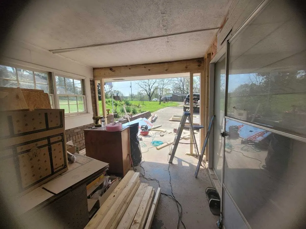 Air movers and dehumidifier for Water Mitigation Services in Kings Mountain